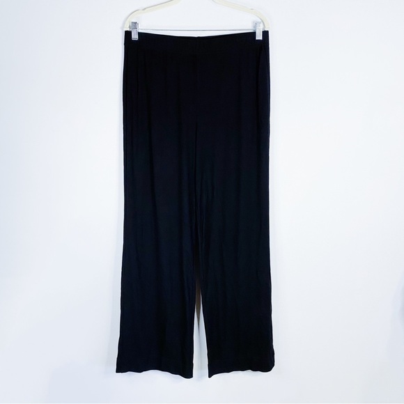 St. John - Black Lounge Pants - Picture 2 of 2